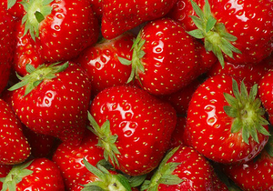 草莓的功效与作用有哪些？经常吃草莓有哪些好处？