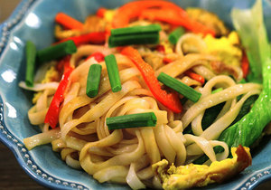 河粉与凉皮区别及做法